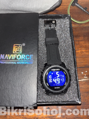 NaviForce 7104 Men's Multifunction Wristwatch